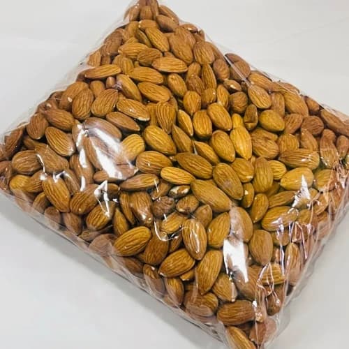 Almond 1kg (UAE)